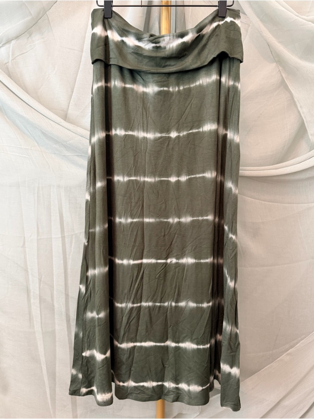 Stylish Olive Green Tie-Dye Maxi Skirt